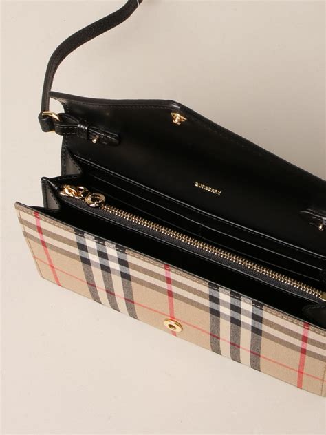 borsa burberry bhm wardour|mini burberry handbags.